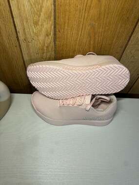 Women's Rose Outwork Edge Shoes